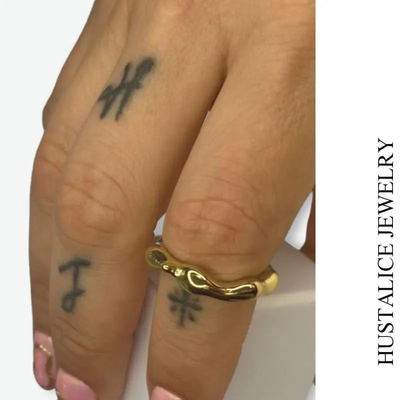 Splash Stainless Steel Adjustable Ring Color Gold - HUSTALICE