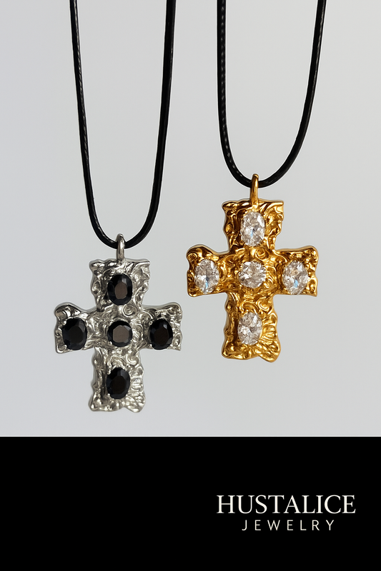 Grace Croos Necklace Color Silver